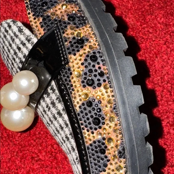 BETSEY JOHNSON ~ NORAH MULES - Picture 9 of 10